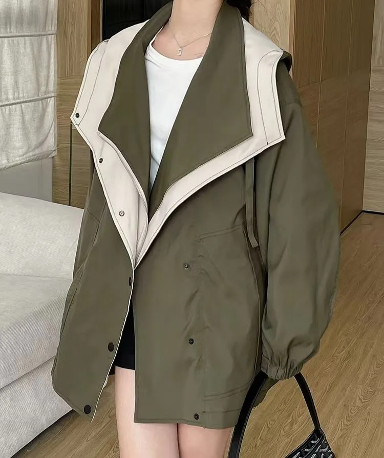 Aroura Overcast Windbreaker